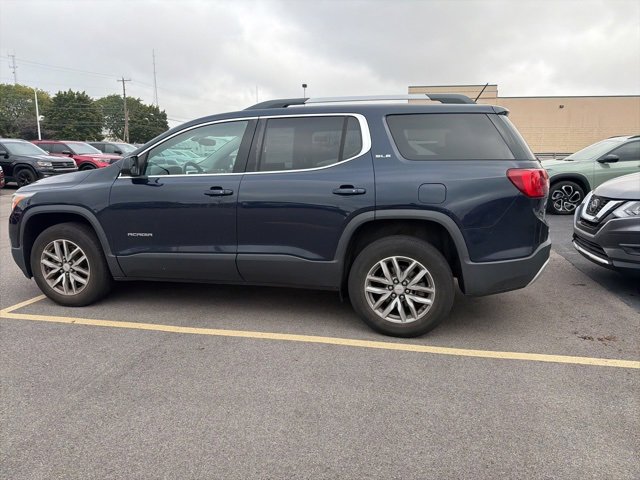 2017 Gmc Acadia SLE photo 3