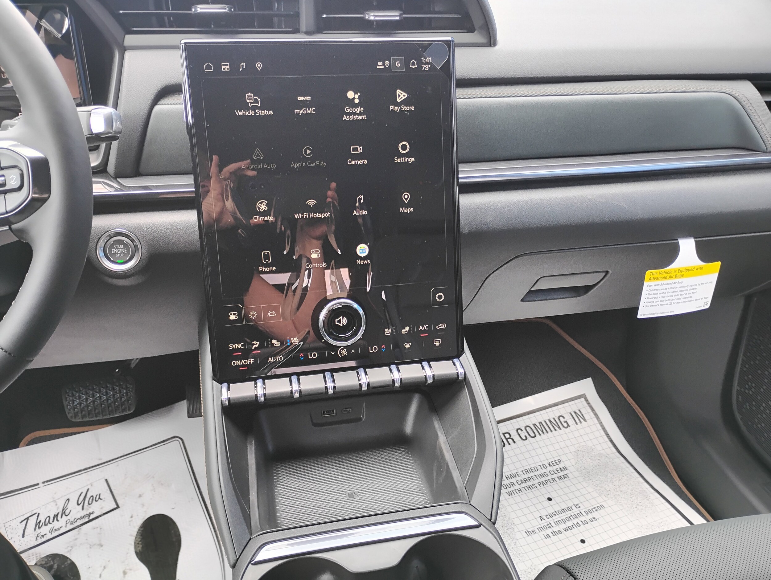 2026 GMC Terrain AT4 - Photo 8