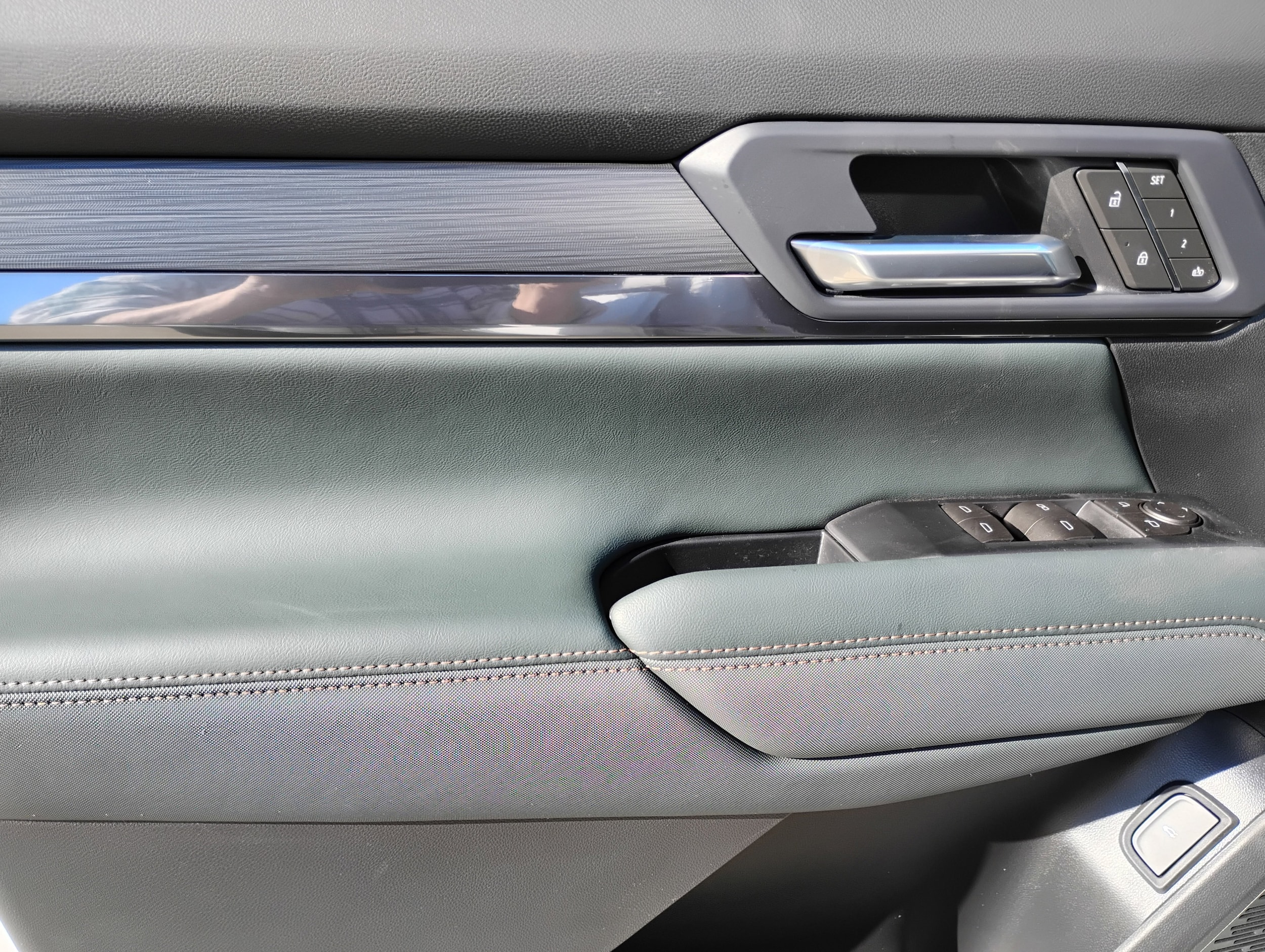 2026 GMC Terrain AT4 - Photo 15