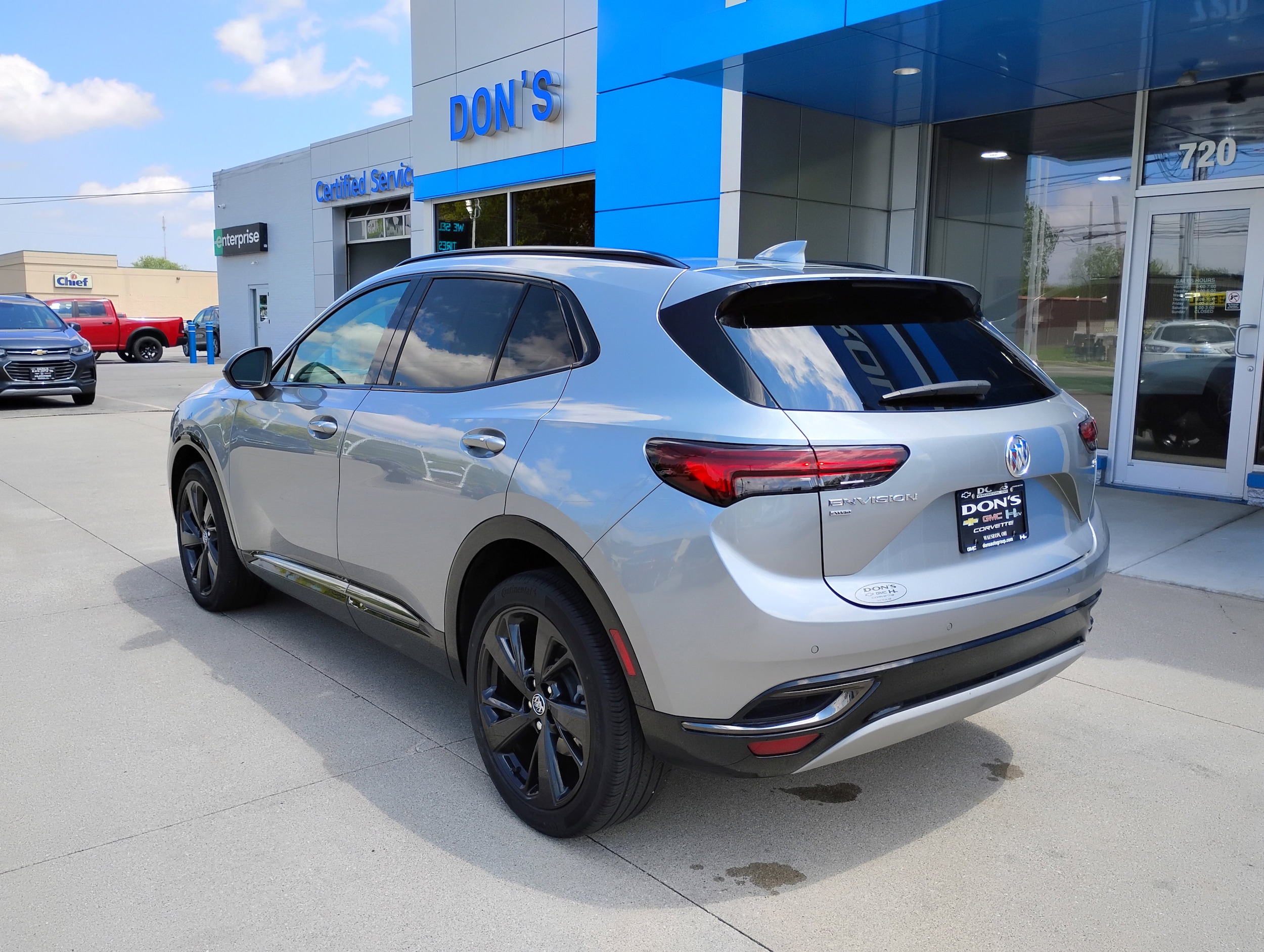 Vehicle Image 2
