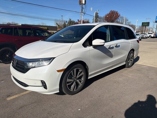 2024 Honda Odyssey Touring photo 4