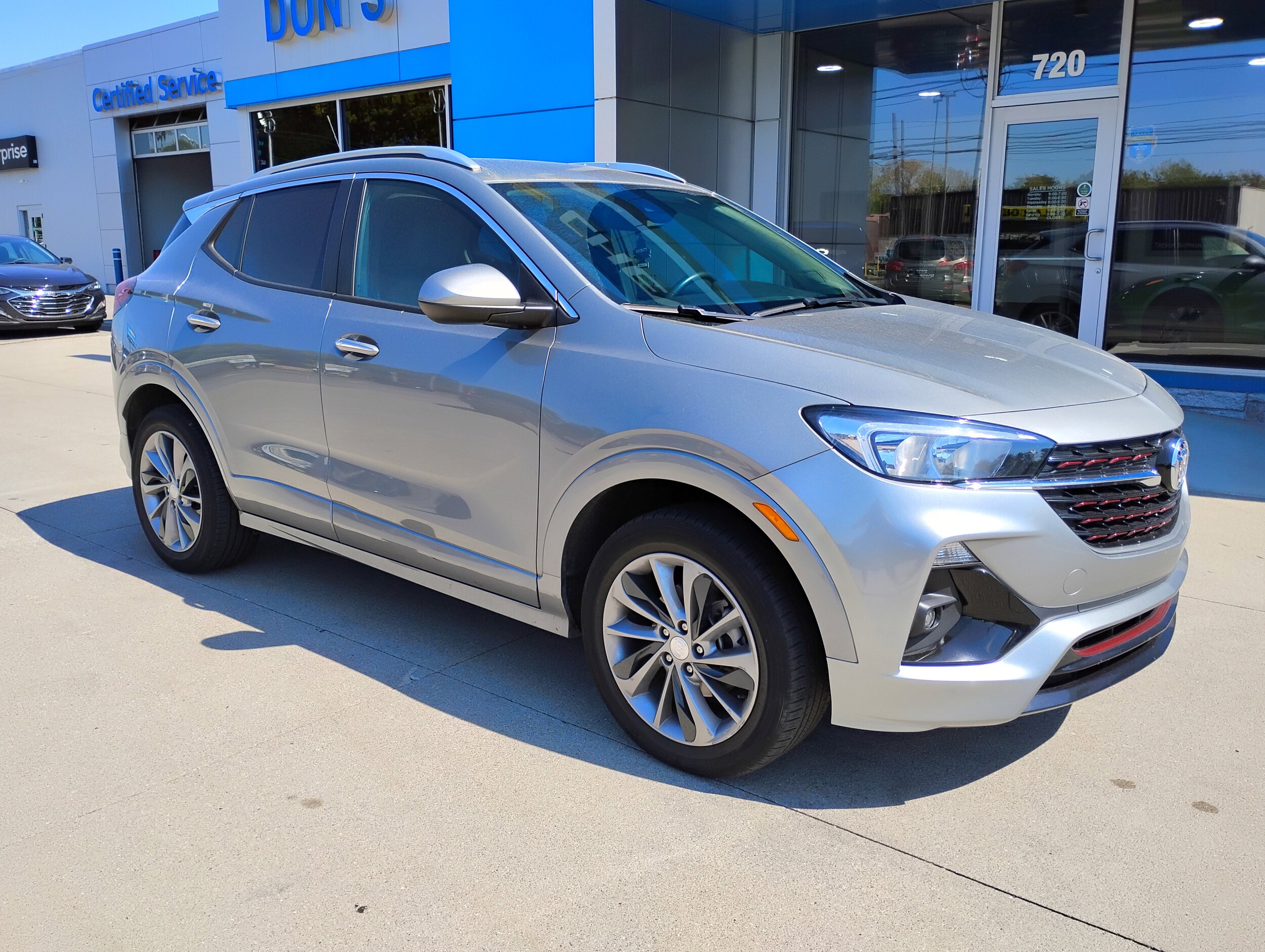 2023 Buick Encore GX Select photo 2