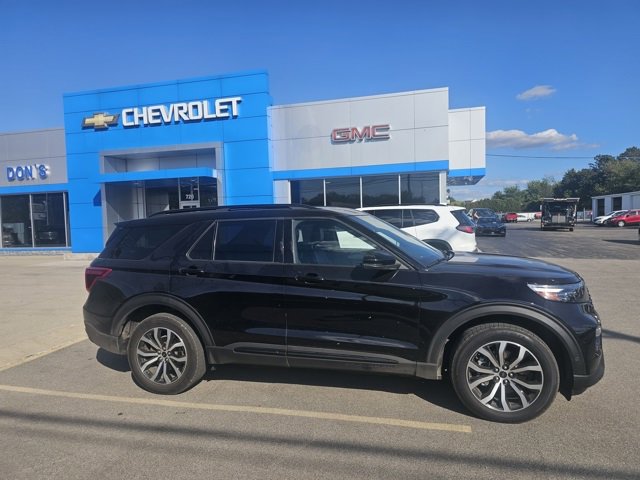 2020 Ford Explorer ST photo 2