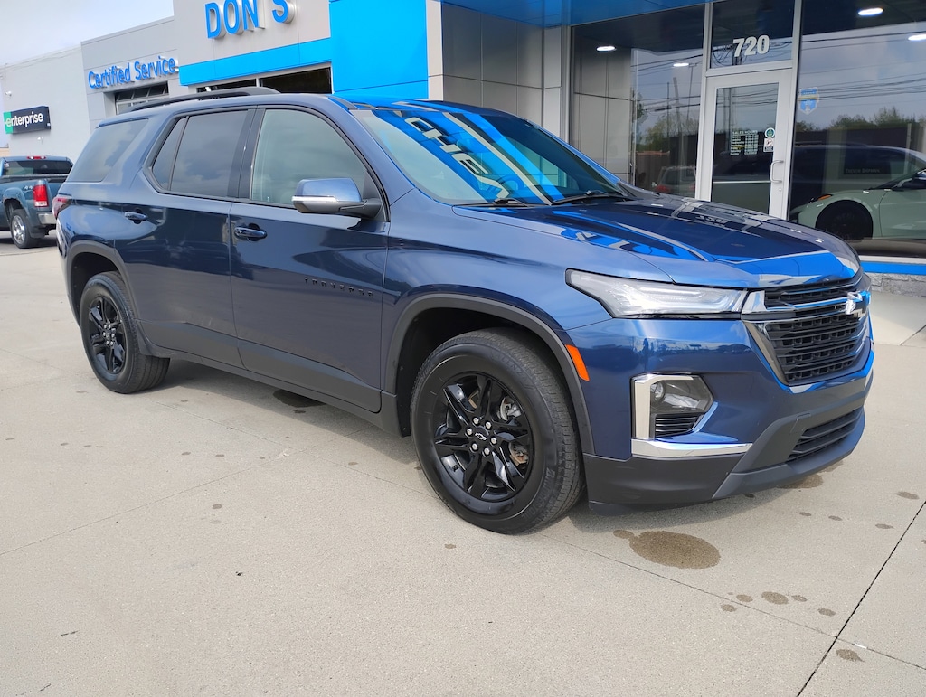 Used 2023 Chevrolet Traverse LT Cloth w/1LT SUV