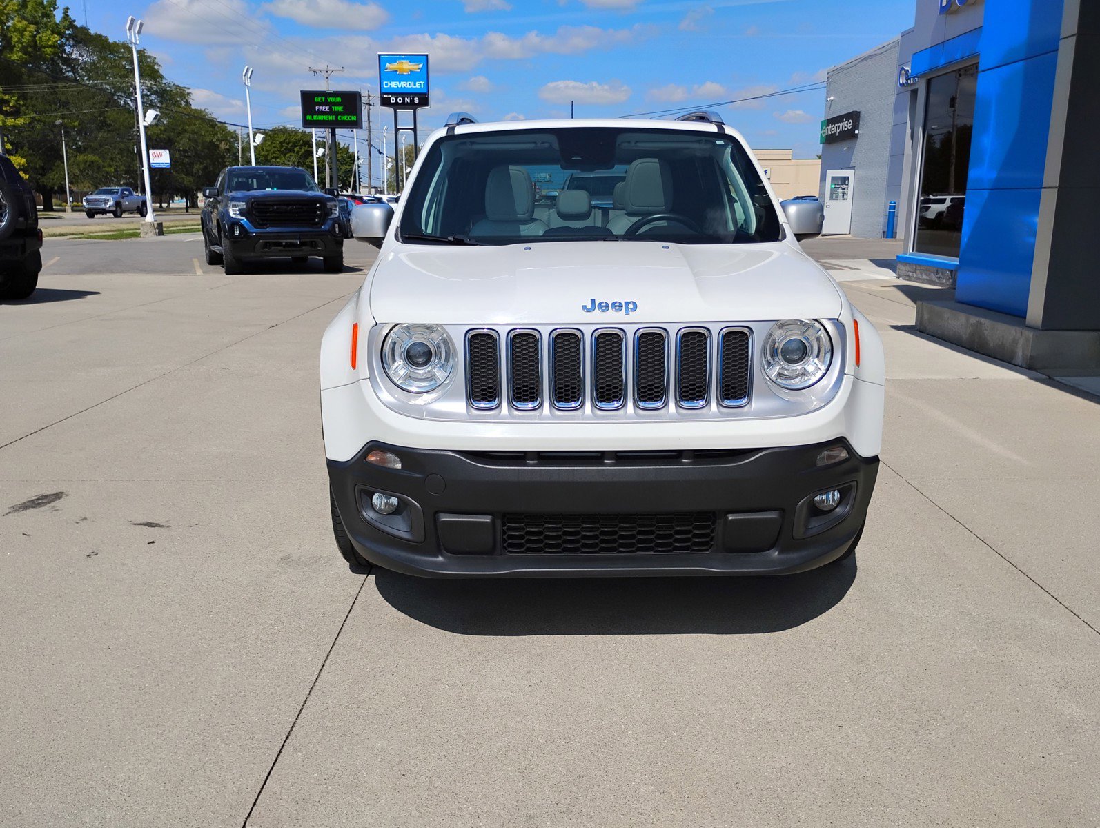 Used 2018 Jeep Renegade Limited with VIN ZACCJADB6JPH98169 for sale in Wauseon, OH