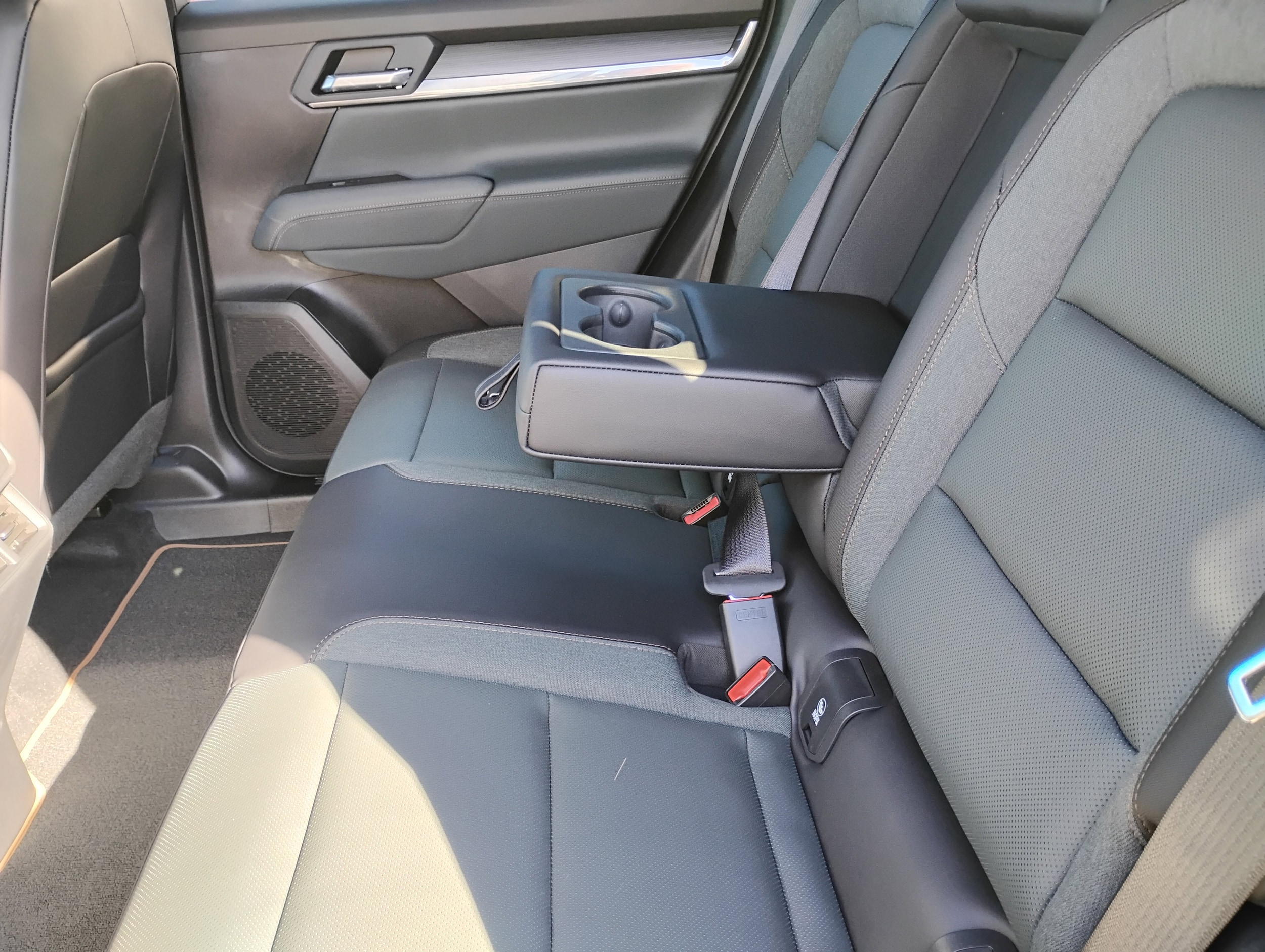 2026 GMC Terrain AT4 - Photo 18