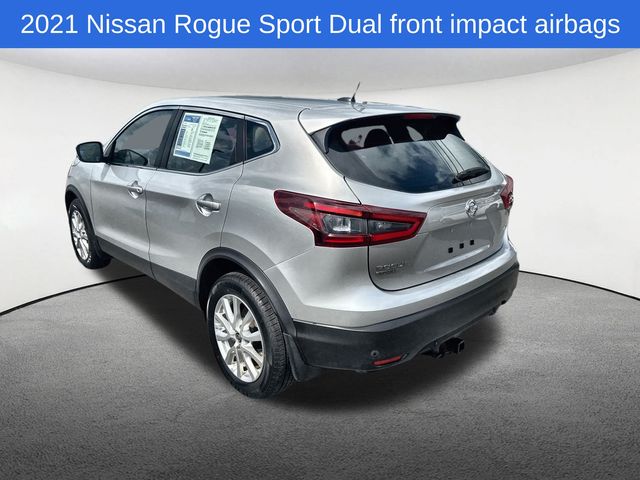 Thumbnail: 2021 Nissan Rogue Sport - 14