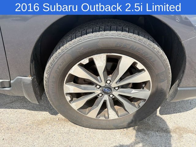 Thumbnail: 2016 Subaru Outback - 16
