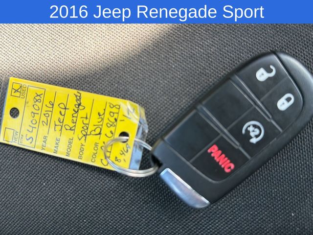Thumbnail: 2016 Jeep Renegade - 21