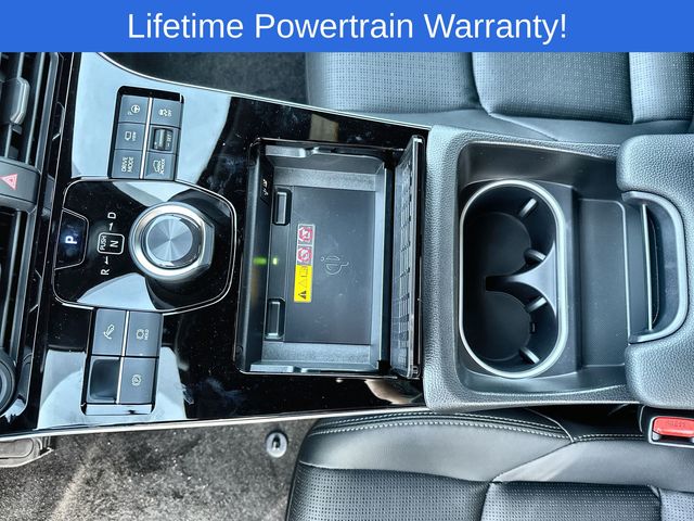 Thumbnail: 2024 Subaru Solterra - 25