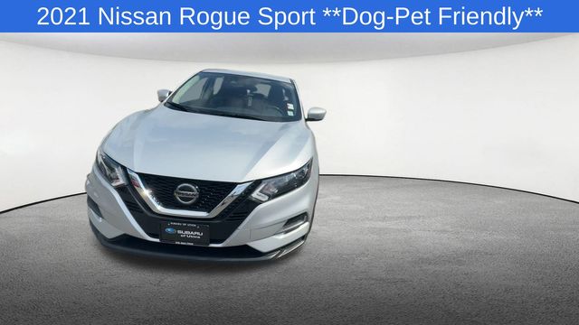 Thumbnail: 2021 Nissan Rogue Sport - 4