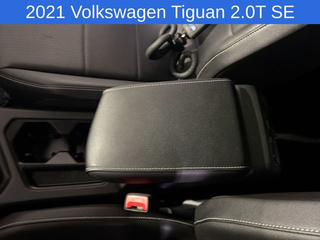 Thumbnail: 2021 Volkswagen Tiguan - 25