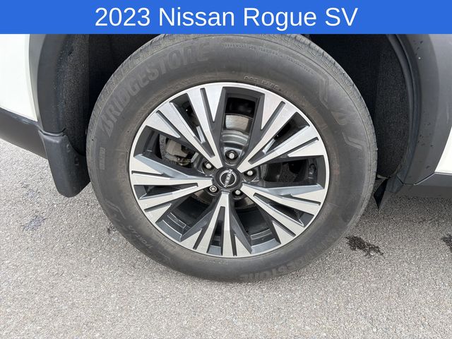 Thumbnail: 2023 Nissan Rogue - 18