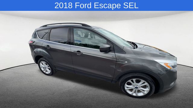 Thumbnail: 2018 Ford Escape - 10