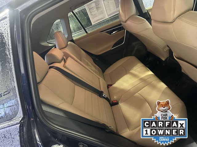 Thumbnail: 2019 Toyota RAV4 - 21