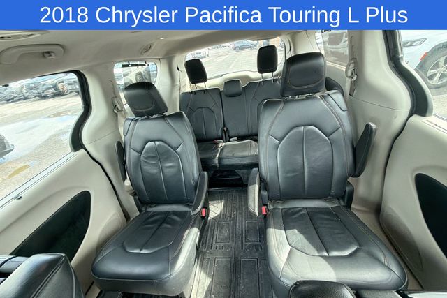Thumbnail: 2018 Chrysler Pacifica - 13