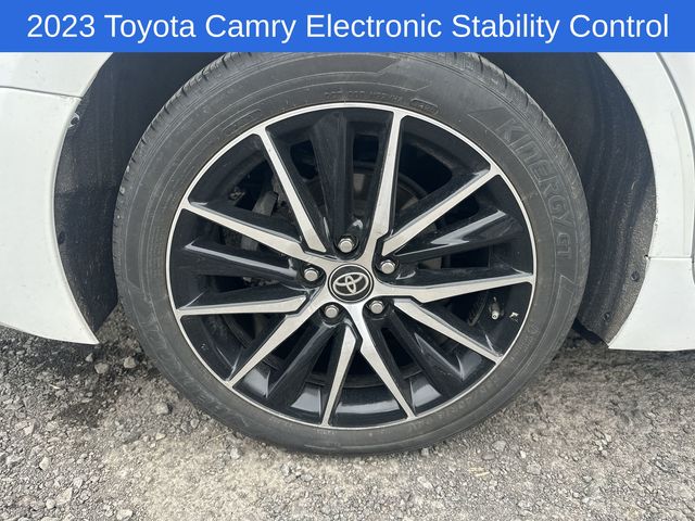 Thumbnail: 2023 Toyota Camry - 22