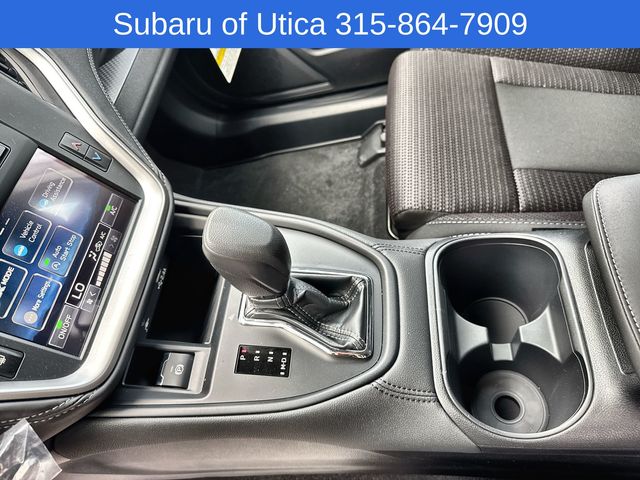 2025 Subaru Outback 2.5i 24