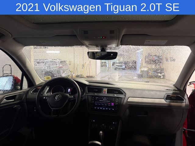 Thumbnail: 2021 Volkswagen Tiguan - 19