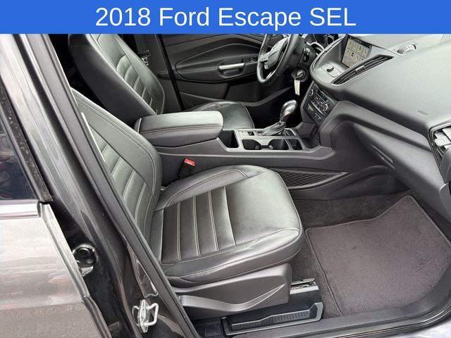 Thumbnail: 2018 Ford Escape - 24