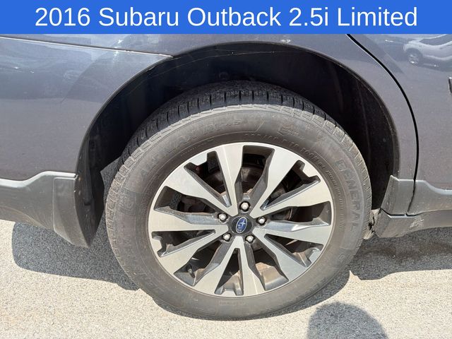 Thumbnail: 2016 Subaru Outback - 9