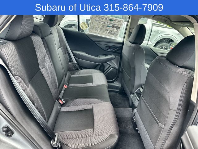 2025 Subaru Outback 2.5i 21