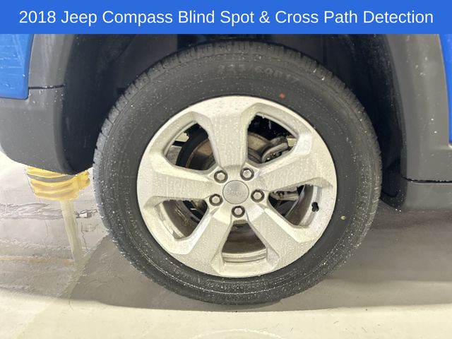 Thumbnail: 2018 Jeep Compass - 18