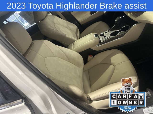 Thumbnail: 2023 Toyota Highlander - 23