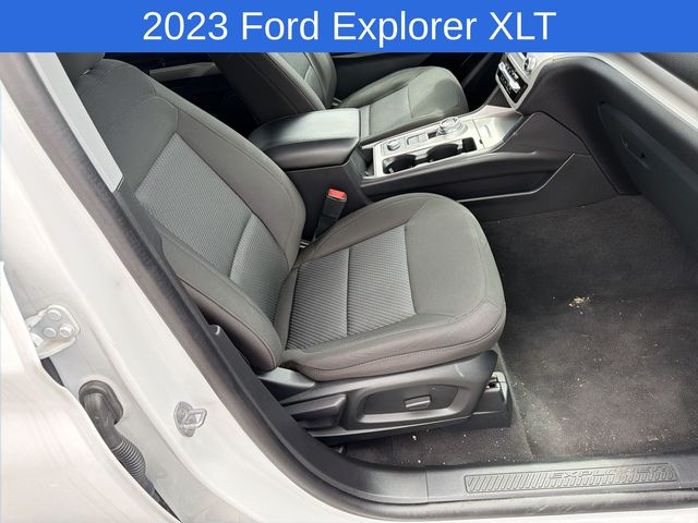 Thumbnail: 2023 Ford Explorer - 24