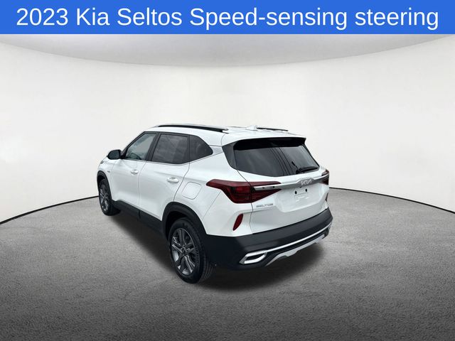 Thumbnail: 2023 Kia Seltos - 14