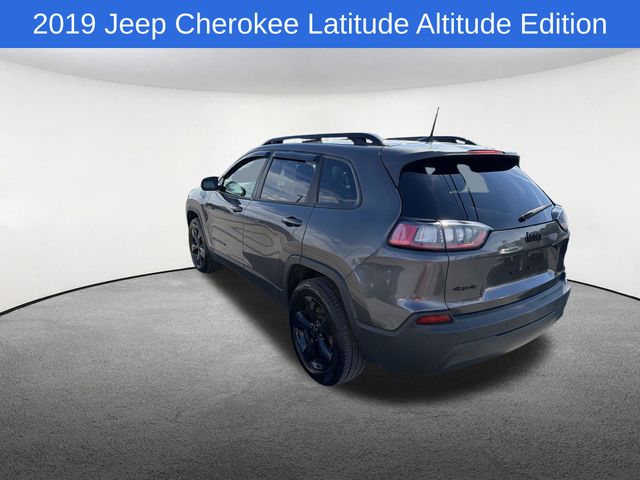Thumbnail: 2019 Jeep Cherokee - 13