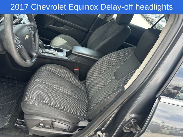 Thumbnail: 2017 Chevrolet Equinox - 21