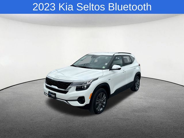 Thumbnail: 2023 Kia Seltos - 1