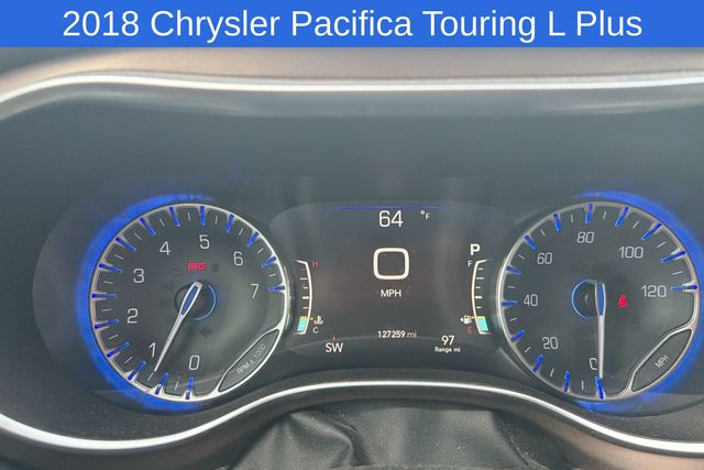 Thumbnail: 2018 Chrysler Pacifica - 10