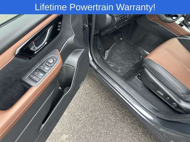 Thumbnail: 2025 Subaru Forester - 10