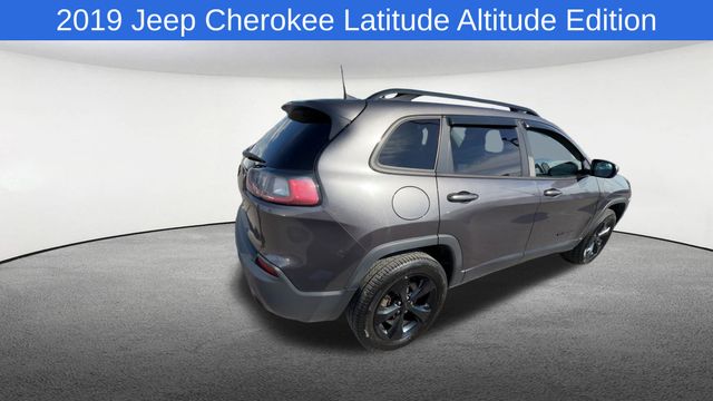 Thumbnail: 2019 Jeep Cherokee - 8