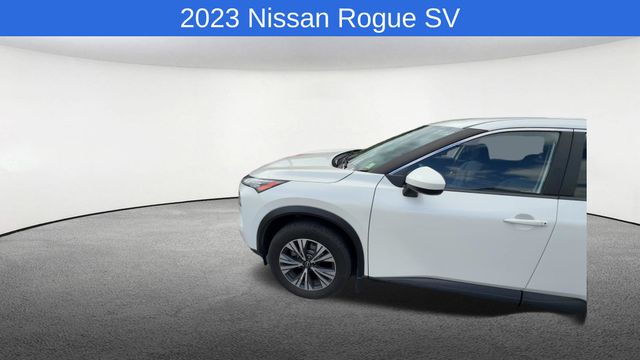 Thumbnail: 2023 Nissan Rogue - 4
