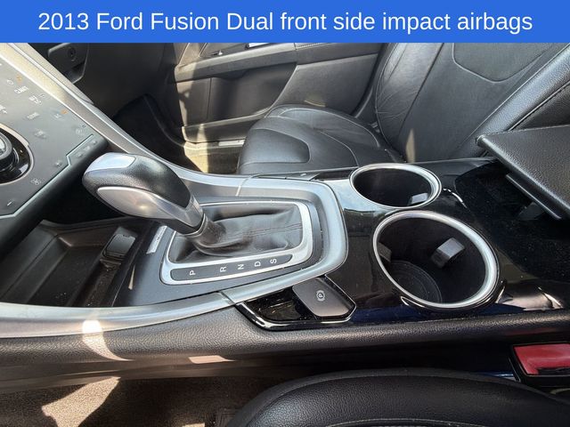 Thumbnail: 2013 Ford Fusion - 19