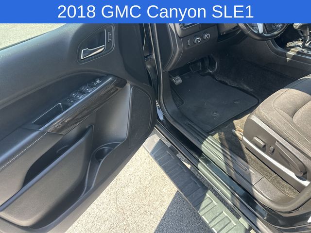 Thumbnail: 2018 GMC Canyon - 12