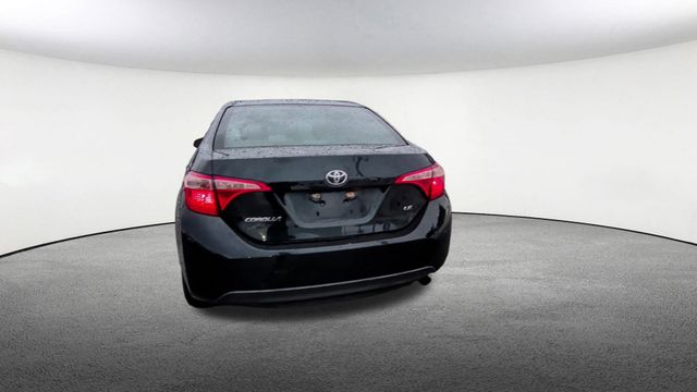 Thumbnail: 2018 Toyota Corolla - 7