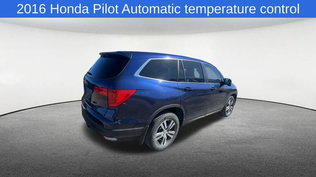 Thumbnail: 2016 Honda Pilot - 8