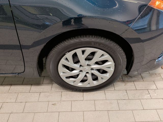 Thumbnail: 2018 Toyota Corolla - 14