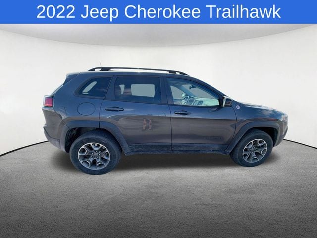 Thumbnail: 2022 Jeep Cherokee - 12