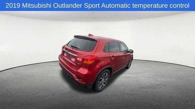Thumbnail: 2019 Mitsubishi Outlander Sport - 8