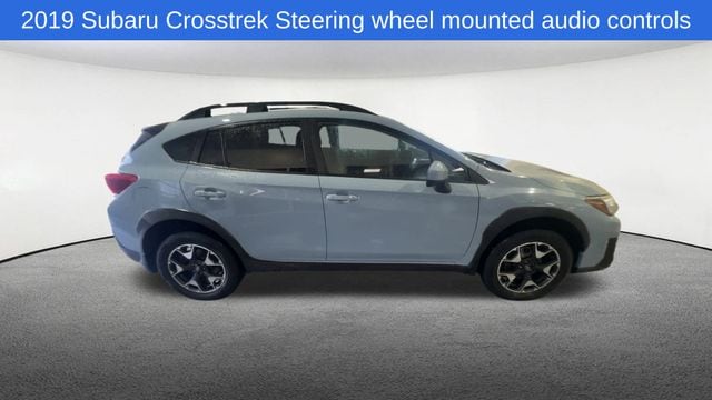 Thumbnail: 2019 Subaru Crosstrek - 10
