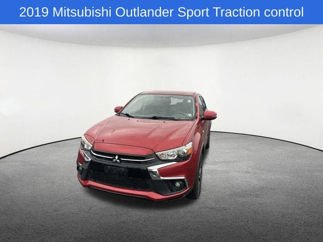Thumbnail: 2019 Mitsubishi Outlander Sport - 12