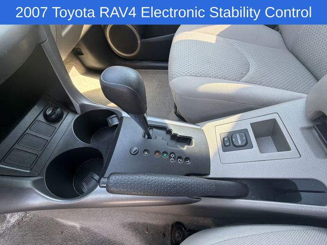 Thumbnail: 2007 Toyota RAV4 - 16