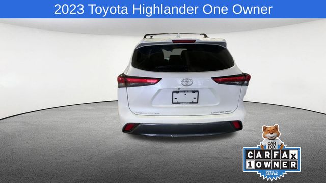 Thumbnail: 2023 Toyota Highlander - 7
