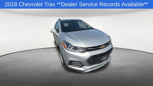 Thumbnail: 2018 Chevrolet Trax - 2