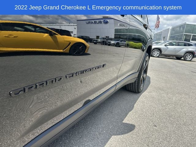 Thumbnail: 2022 Jeep Grand Cherokee L - 17